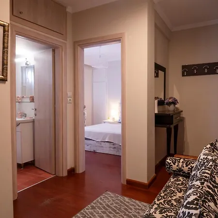 Apartment Emi's Nea Kallikrateia